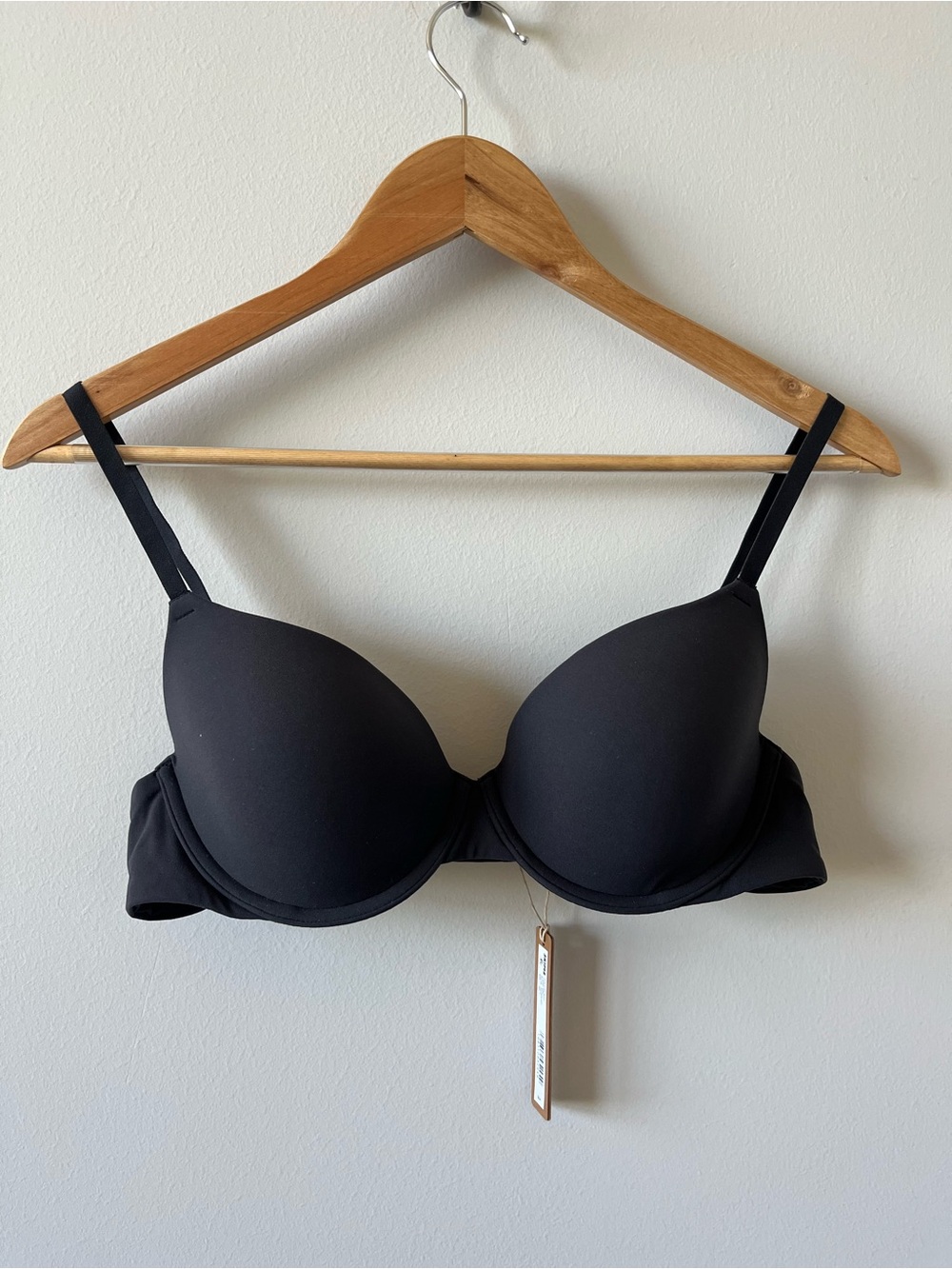 SKIMS Fits Everybody T-Shirt Bra NWT Onyx Color